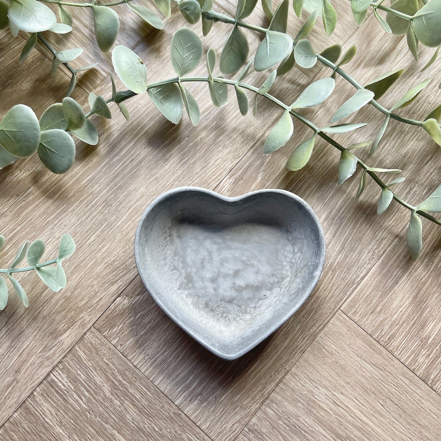 Mini Concrete Heart Bowl